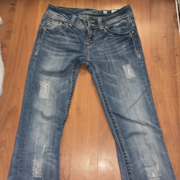 EUC Miss Me Jeans - Picture 5 of 5